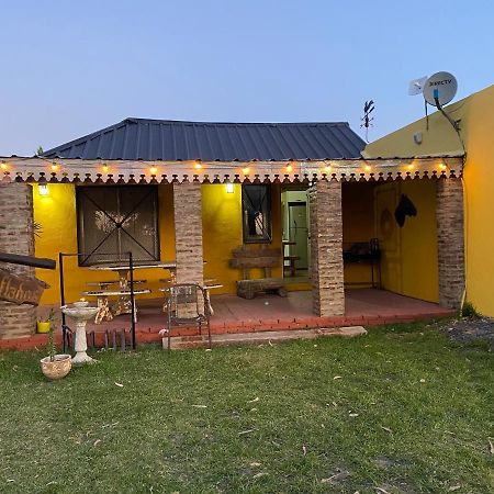 Los Tres Chiflados Chascomús المظهر الخارجي الصورة